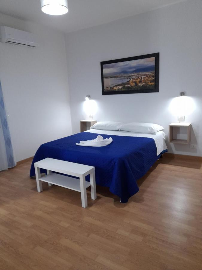 Milazzo: La Porta Delle Eolie Bed and Breakfast Exteriör bild